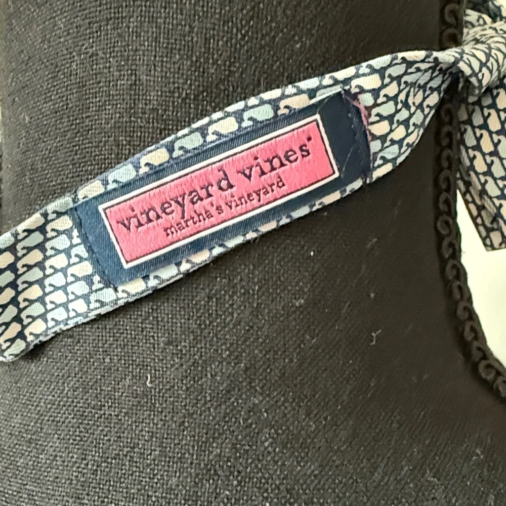 Vineyard Vines navy white